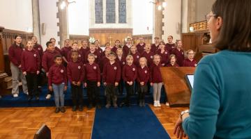 Children rehearsing in their chior