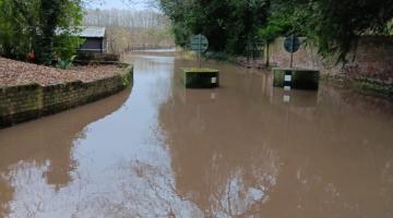 The C177 road between Scrayingham and Buttercrambe completely submerged in flood water